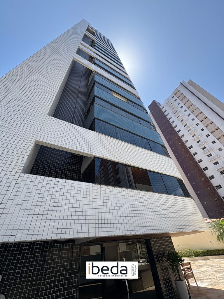 Apartamento à venda com 3 quartos, 240m² - Foto 12