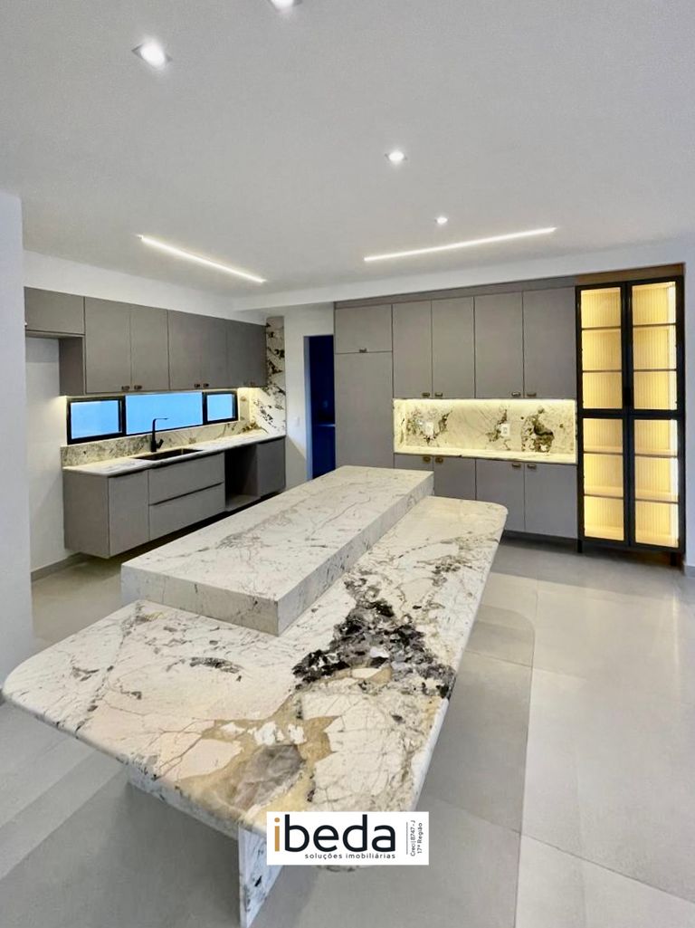 Casa de Condomínio para alugar com 4 quartos, 268m² - Foto 11