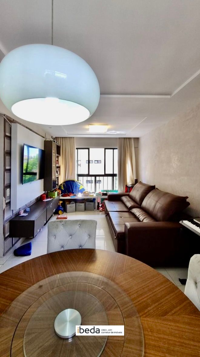 Apartamento à venda com 3 quartos, 77m² - Foto 1