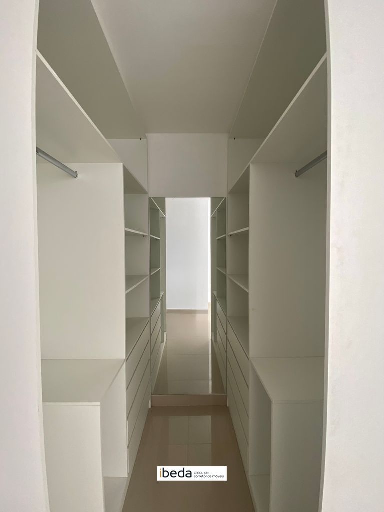 Casa de Condomínio à venda com 3 quartos, 300m² - Foto 8