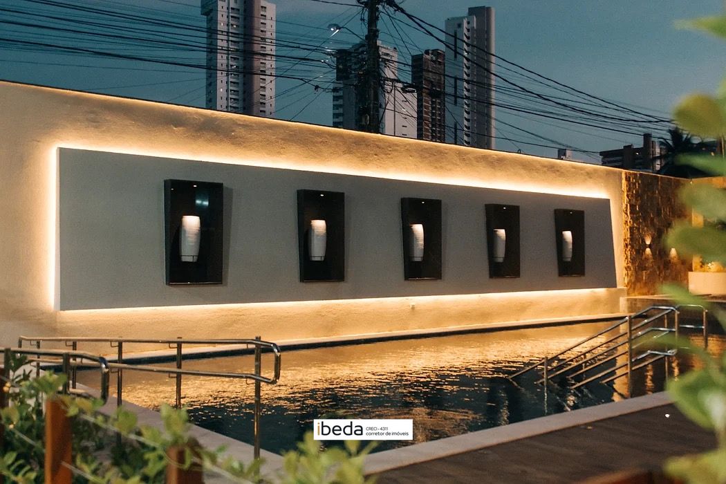 Apartamento à venda com 3 quartos, 142m² - Foto 1