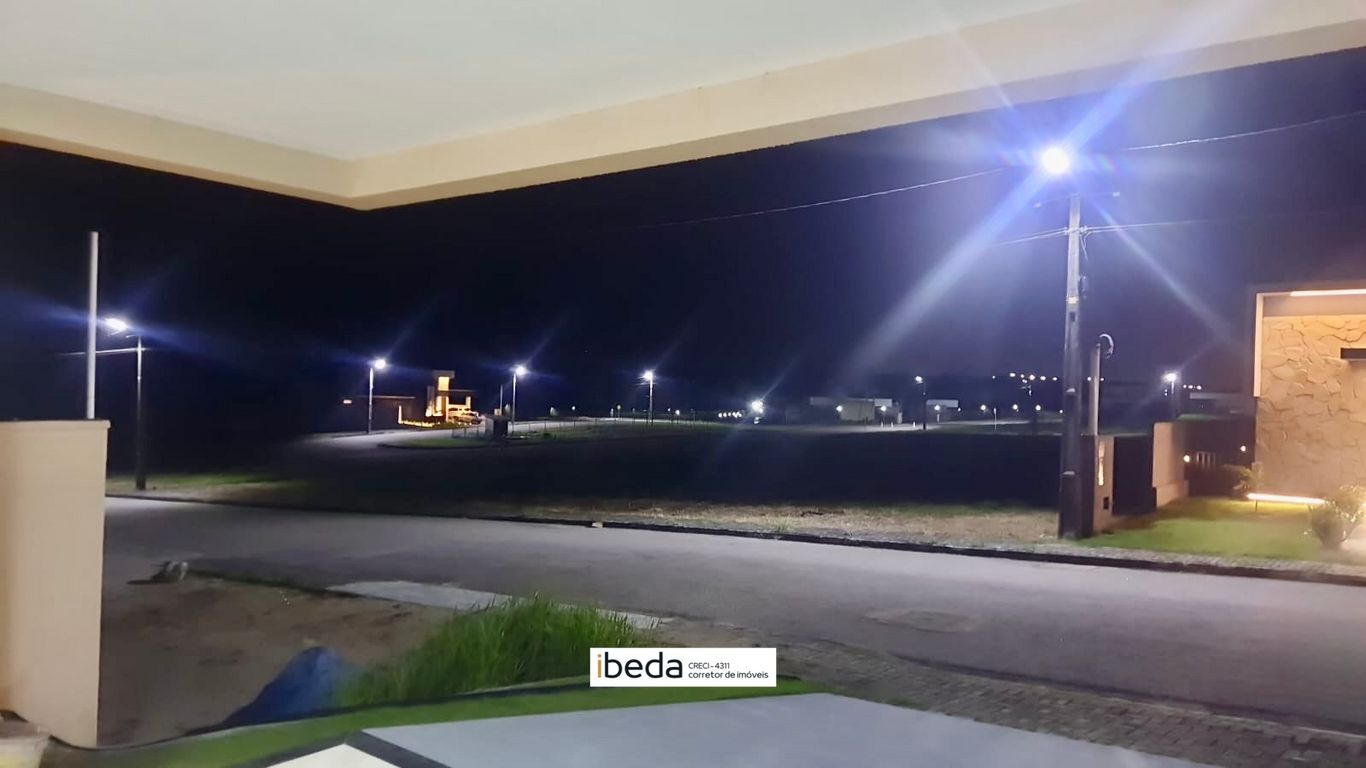 Casa de Condomínio à venda com 3 quartos, 450m² - Foto 2