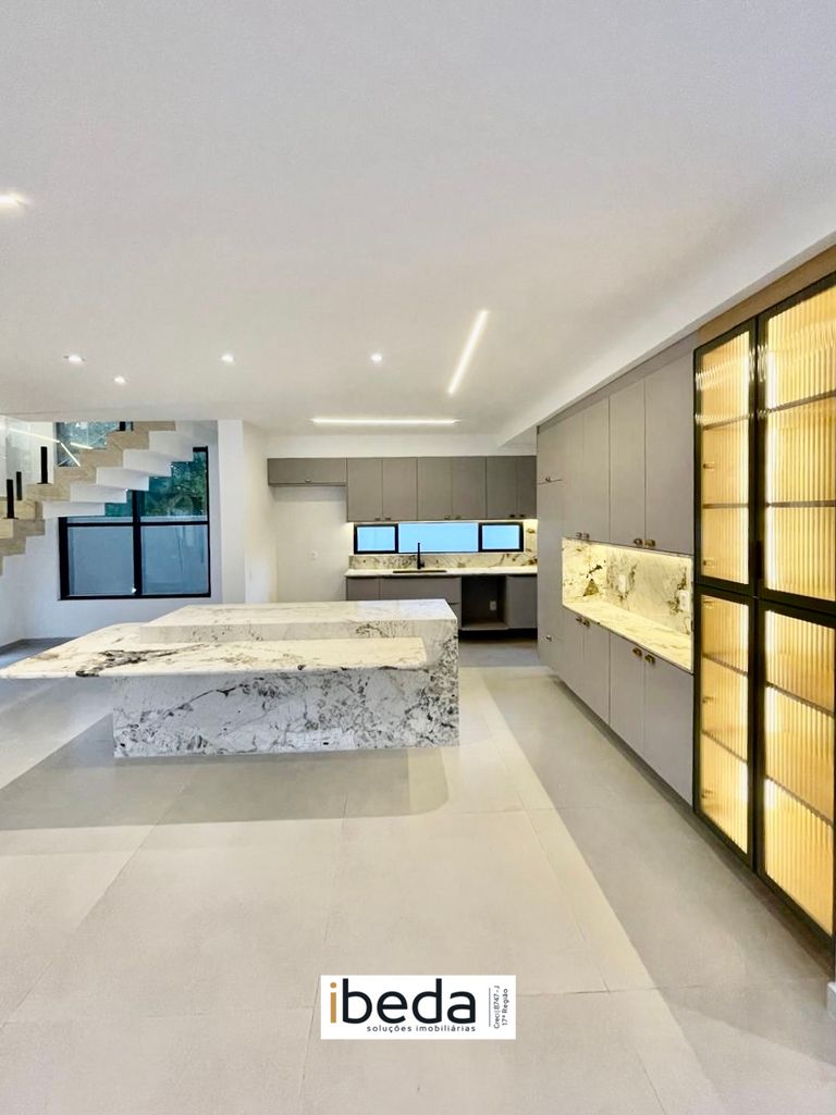 Casa de Condomínio para alugar com 4 quartos, 268m² - Foto 12