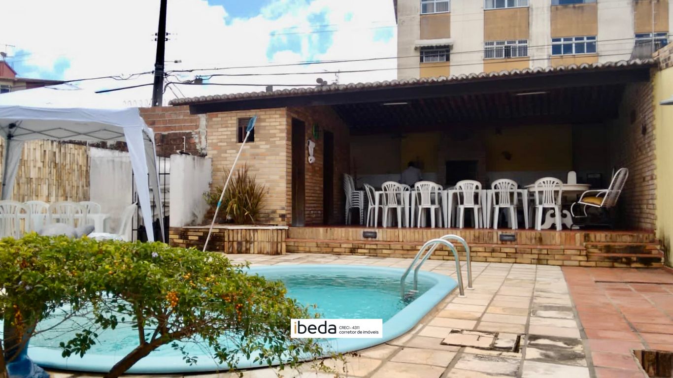 Casa à venda com 3 quartos, 400m² - Foto 3