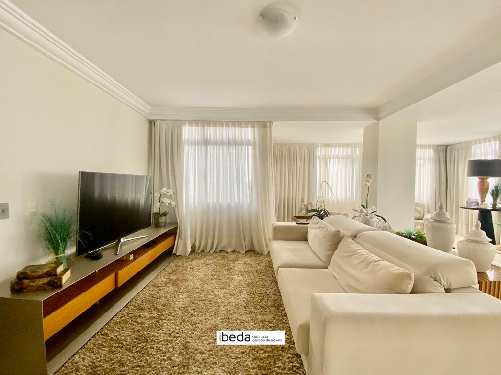 Apartamento à venda com 4 quartos, 263m² - Foto 1