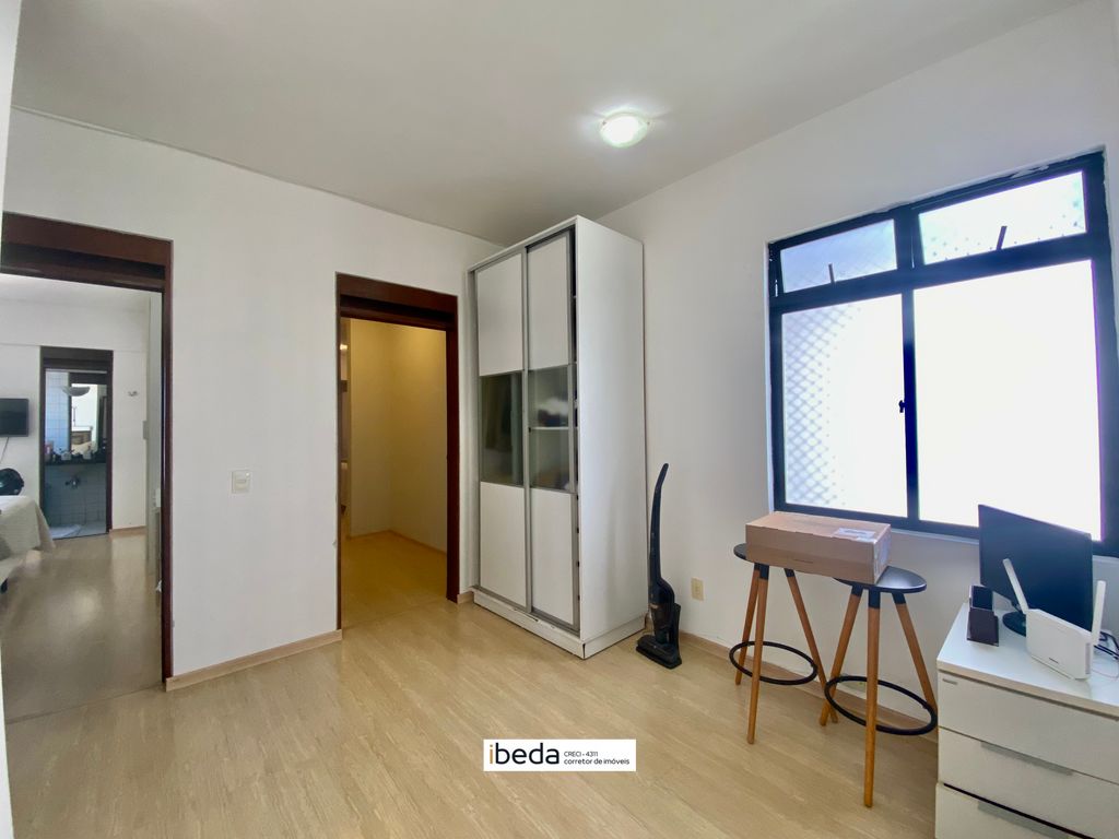 Apartamento à venda com 4 quartos, 263m² - Foto 15