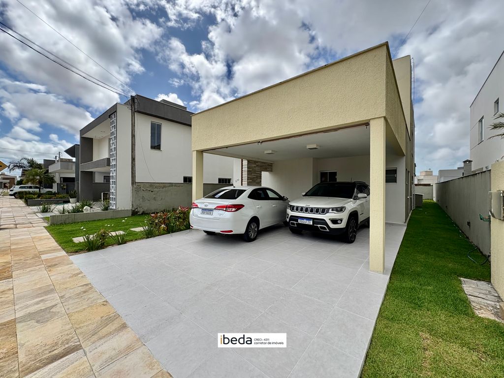 Casa de Condomínio à venda com 3 quartos, 360m² - Foto 1