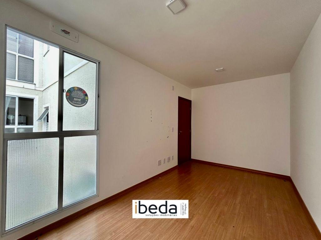 Apartamento à venda com 2 quartos, 44m² - Foto 1