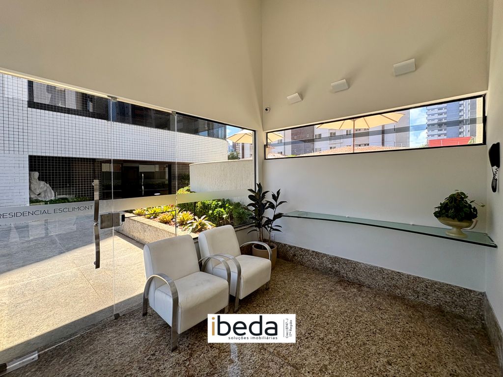 Apartamento à venda com 3 quartos, 240m² - Foto 7