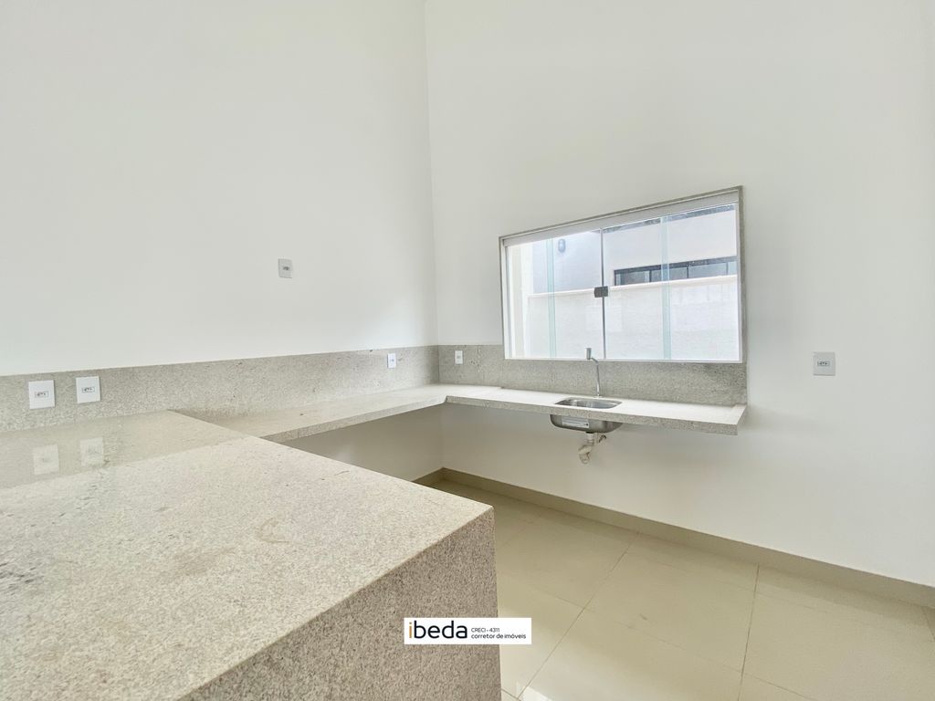 Casa de Condomínio à venda com 3 quartos, 200m² - Foto 5