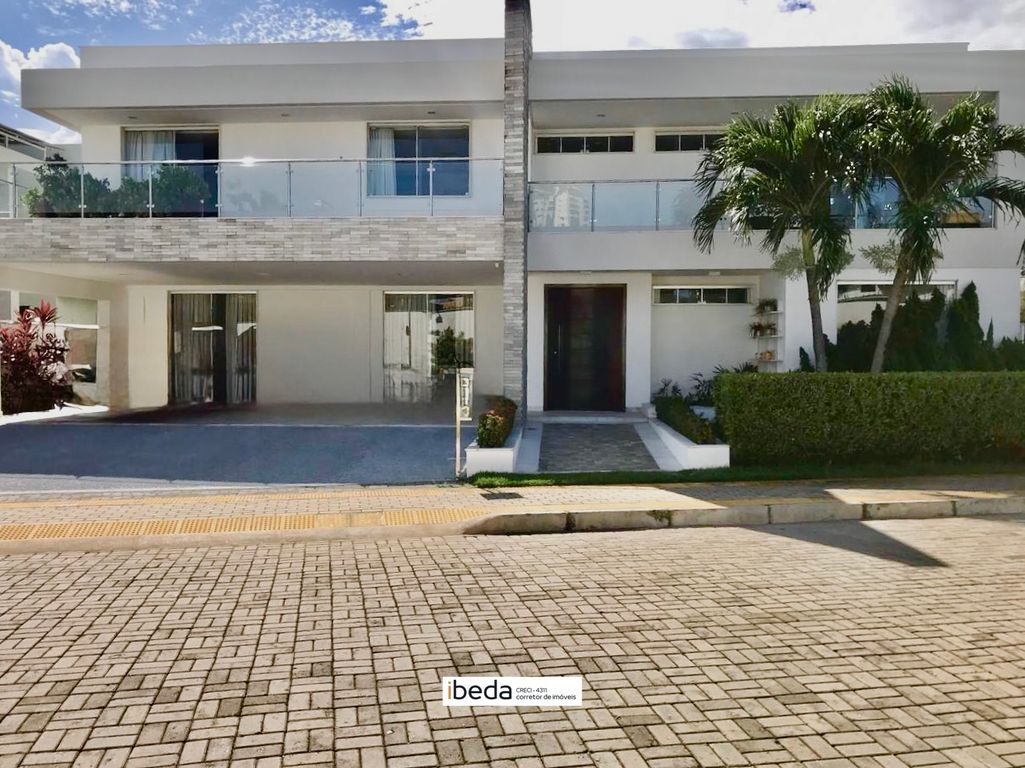 Casa de Condomínio à venda com 4 quartos, 500m² - Foto 2
