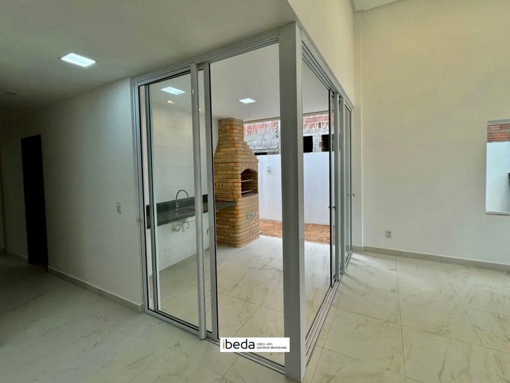 Casa de Condomínio à venda com 3 quartos, 200m² - Foto 4