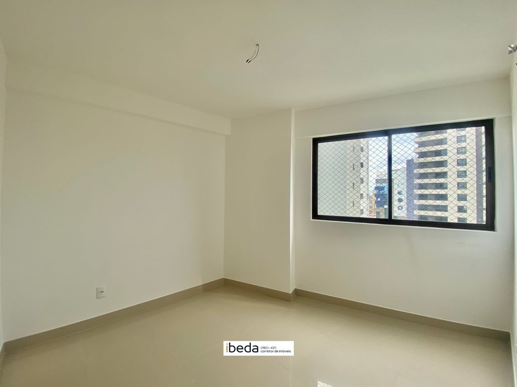 Apartamento à venda com 4 quartos, 186m² - Foto 11