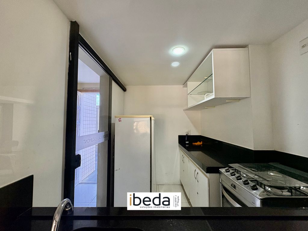 Apartamento à venda com 3 quartos, 240m² - Foto 24