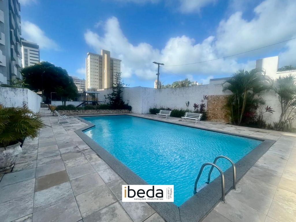 Apartamento à venda com 3 quartos, 117m² - Foto 3