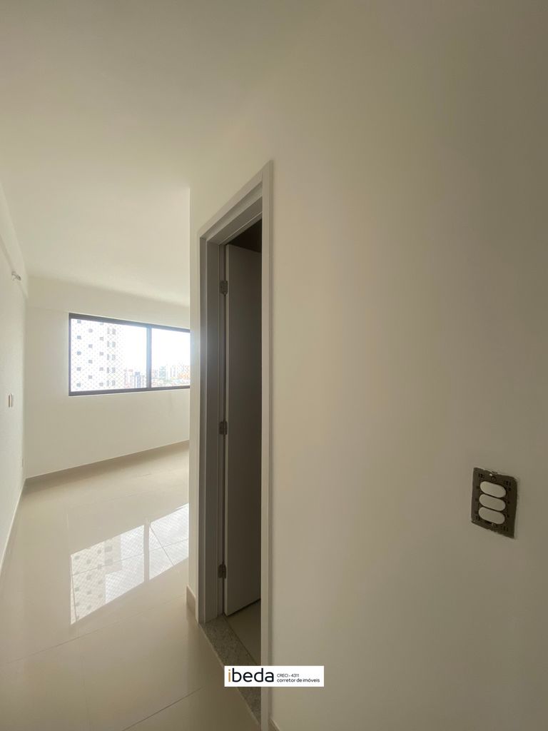 Apartamento à venda com 4 quartos, 186m² - Foto 18