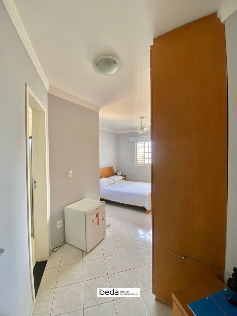 Casa de Condomínio à venda com 4 quartos, 392m² - Foto 24