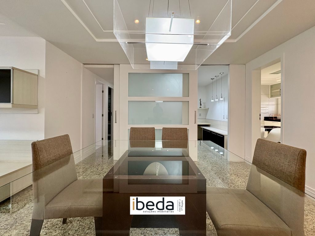 Apartamento à venda com 3 quartos, 120m² - Foto 7
