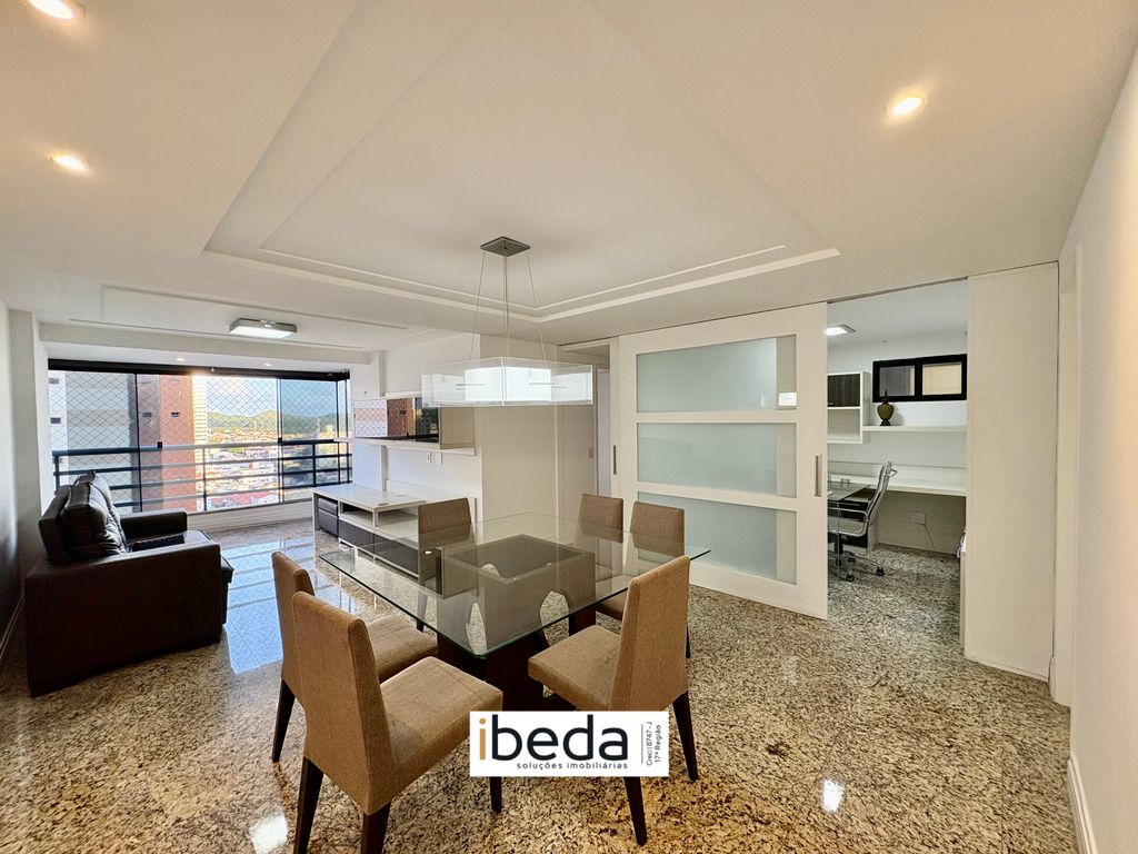Apartamento à venda com 3 quartos, 120m² - Foto 2