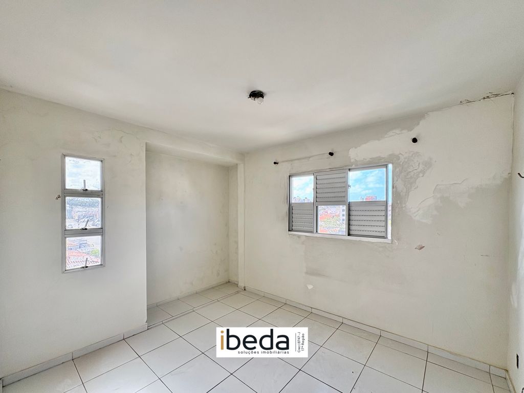 Apartamento à venda com 3 quartos, 124m² - Foto 12
