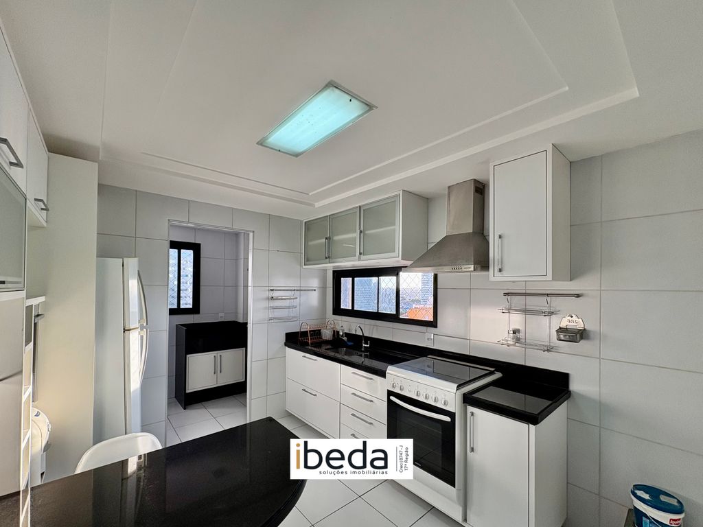 Apartamento à venda com 3 quartos, 120m² - Foto 10