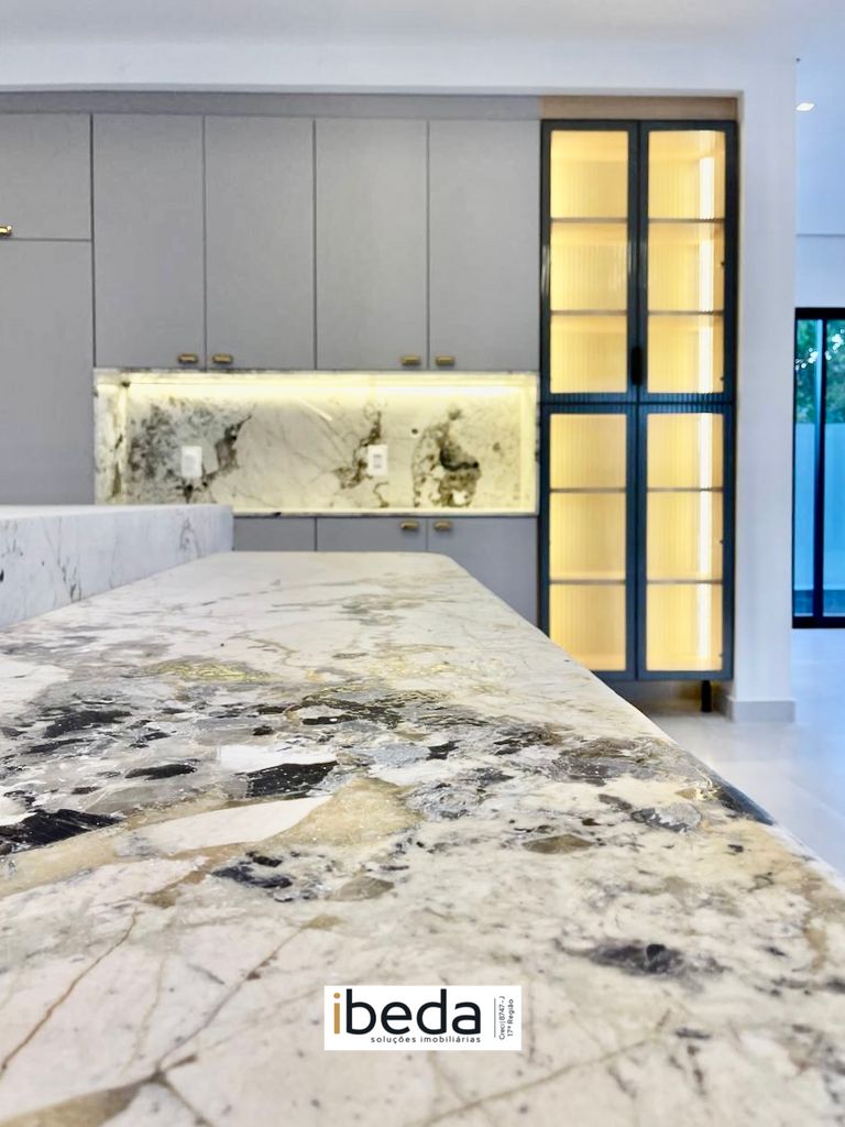 Casa de Condomínio para alugar com 4 quartos, 268m² - Foto 9