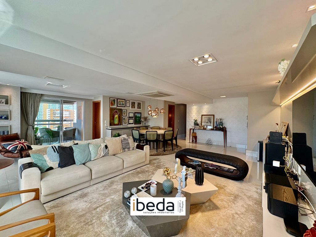 Apartamento à venda com 3 quartos, 206m² - Foto 12
