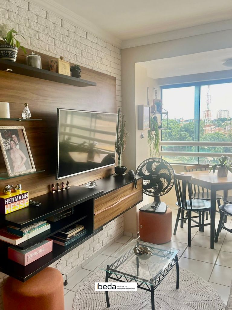 Apartamento à venda com 2 quartos, 57m² - Foto 1
