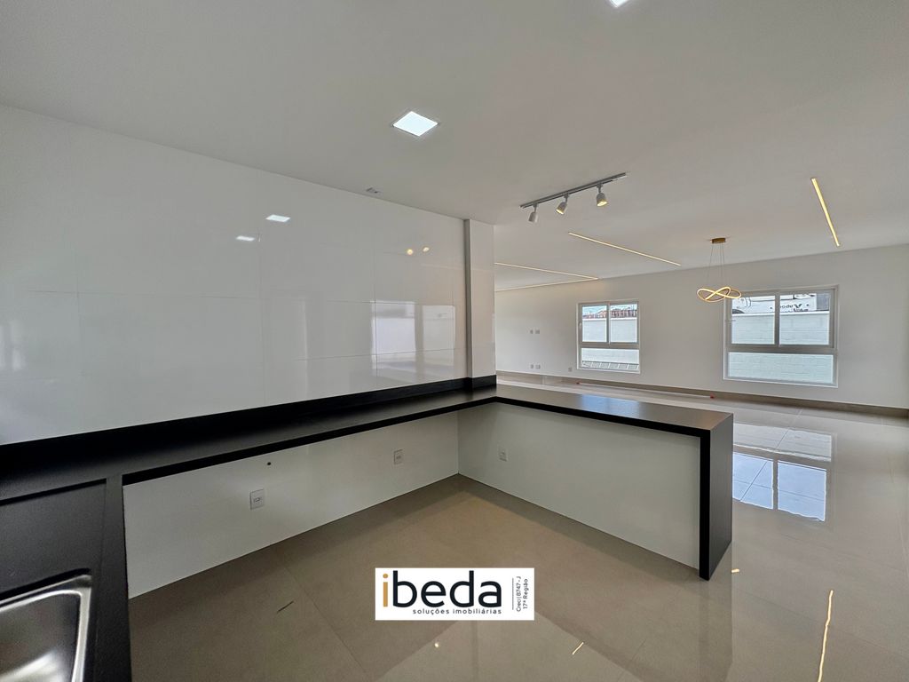 Casa de Condomínio à venda com 4 quartos, 450m² - Foto 12