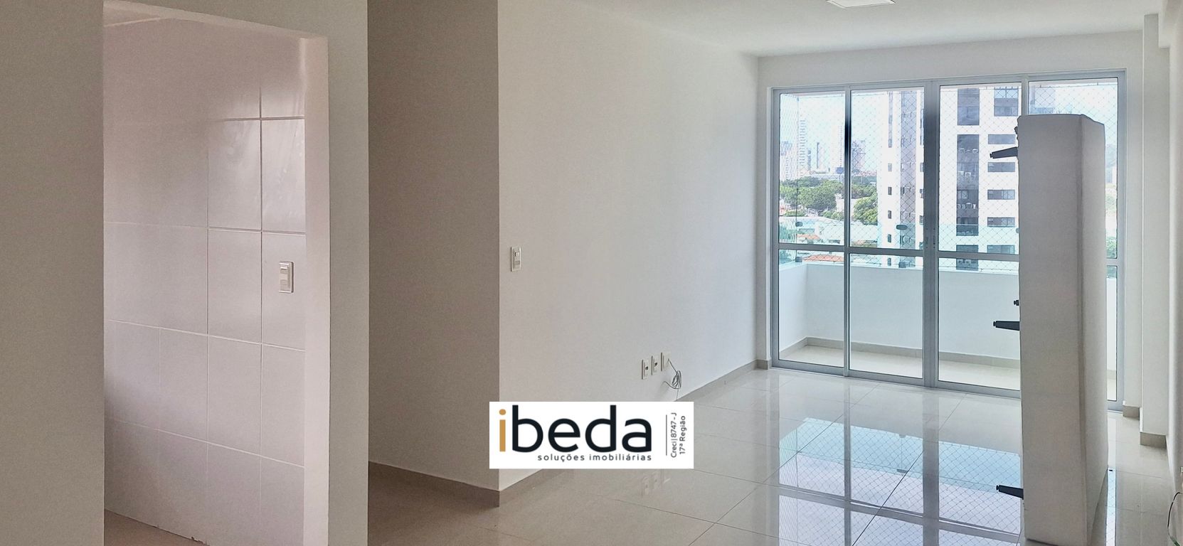 Apartamento à venda com 3 quartos, 90m² - Foto 4