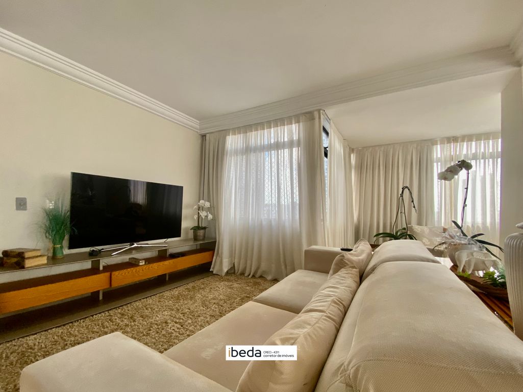 Apartamento à venda com 4 quartos, 263m² - Foto 3