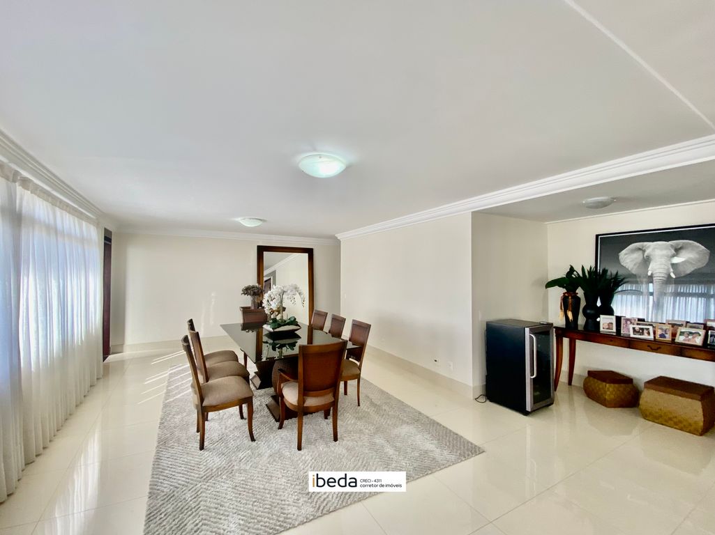 Apartamento à venda com 4 quartos, 263m² - Foto 8