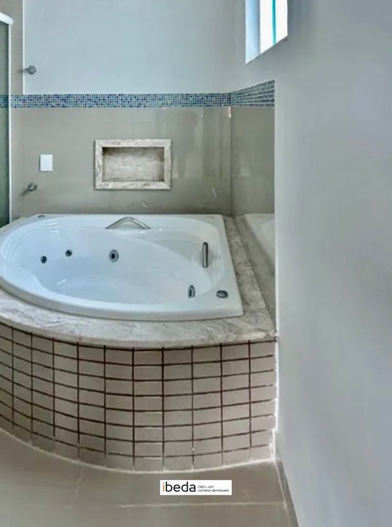 Casa de Condomínio à venda com 3 quartos, 330m² - Foto 9