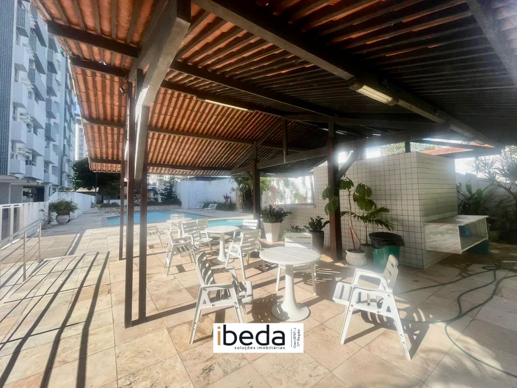 Apartamento à venda com 3 quartos, 117m² - Foto 4