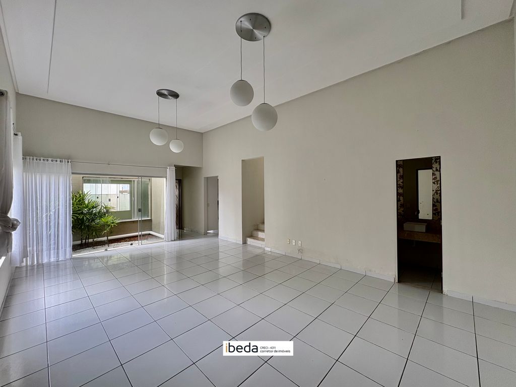 Casa de Condomínio à venda com 3 quartos, 360m² - Foto 4