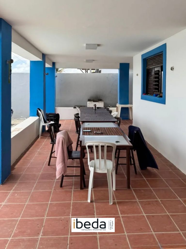 Casa à venda com 5 quartos, 220m² - Foto 3