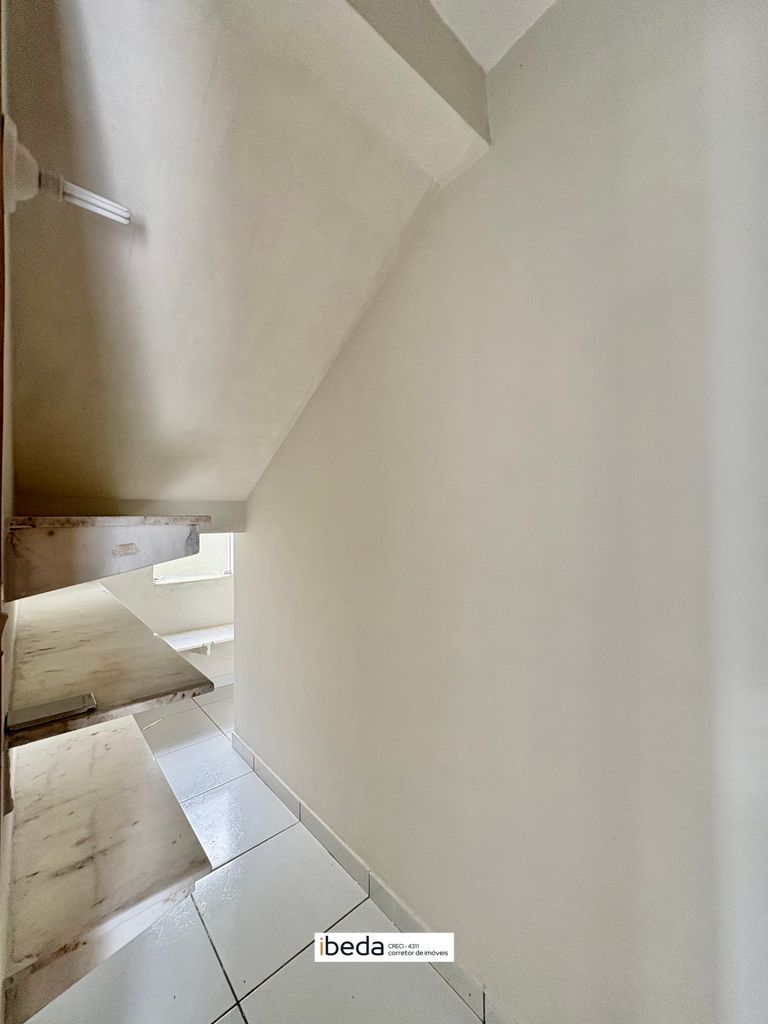 Casa de Condomínio à venda com 3 quartos, 360m² - Foto 11