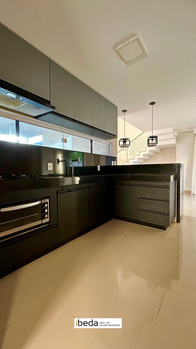 Casa de Condomínio à venda com 3 quartos, 260m² - Foto 5