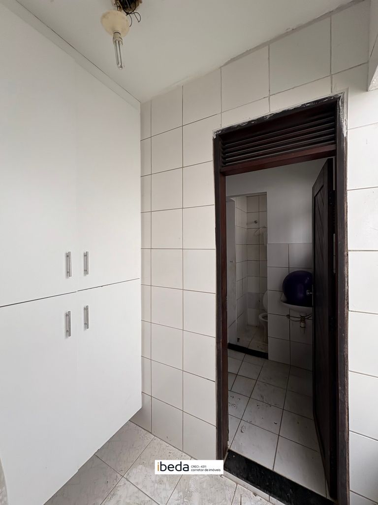 Casa à venda com 4 quartos, 360m² - Foto 9