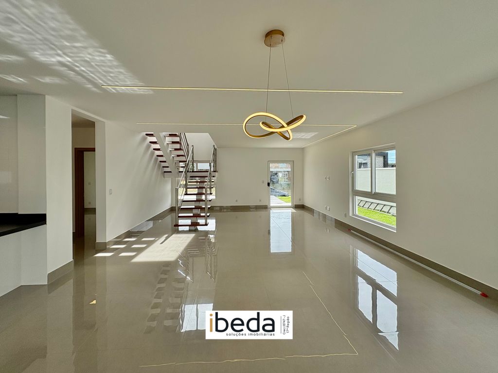Casa de Condomínio à venda com 4 quartos, 450m² - Foto 8