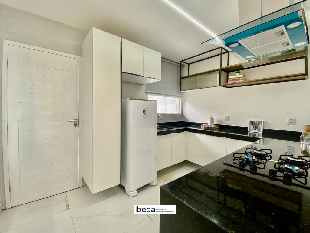 Casa de Condomínio à venda com 2 quartos, 102m² - Foto 9