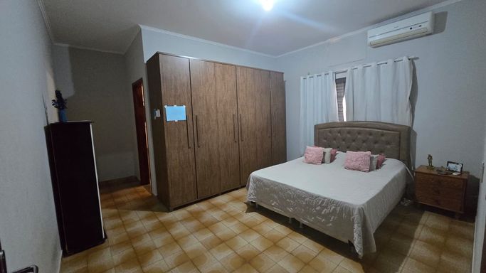 QUARTO 1