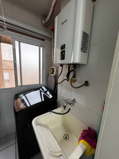 área de serviço com aquecedor