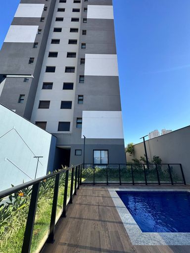 NOVAM - Piscina