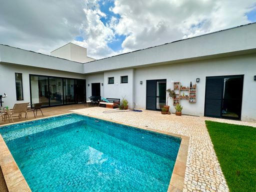 Área da piscina