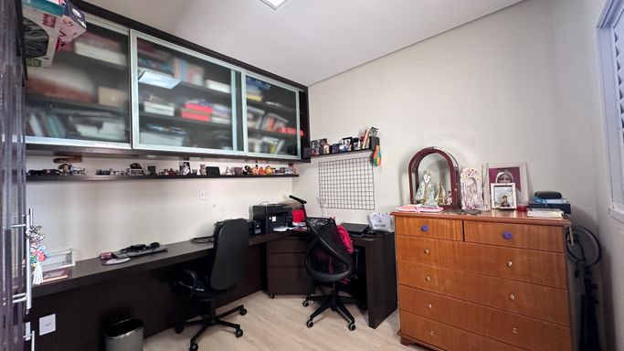 Quarto/Home Office