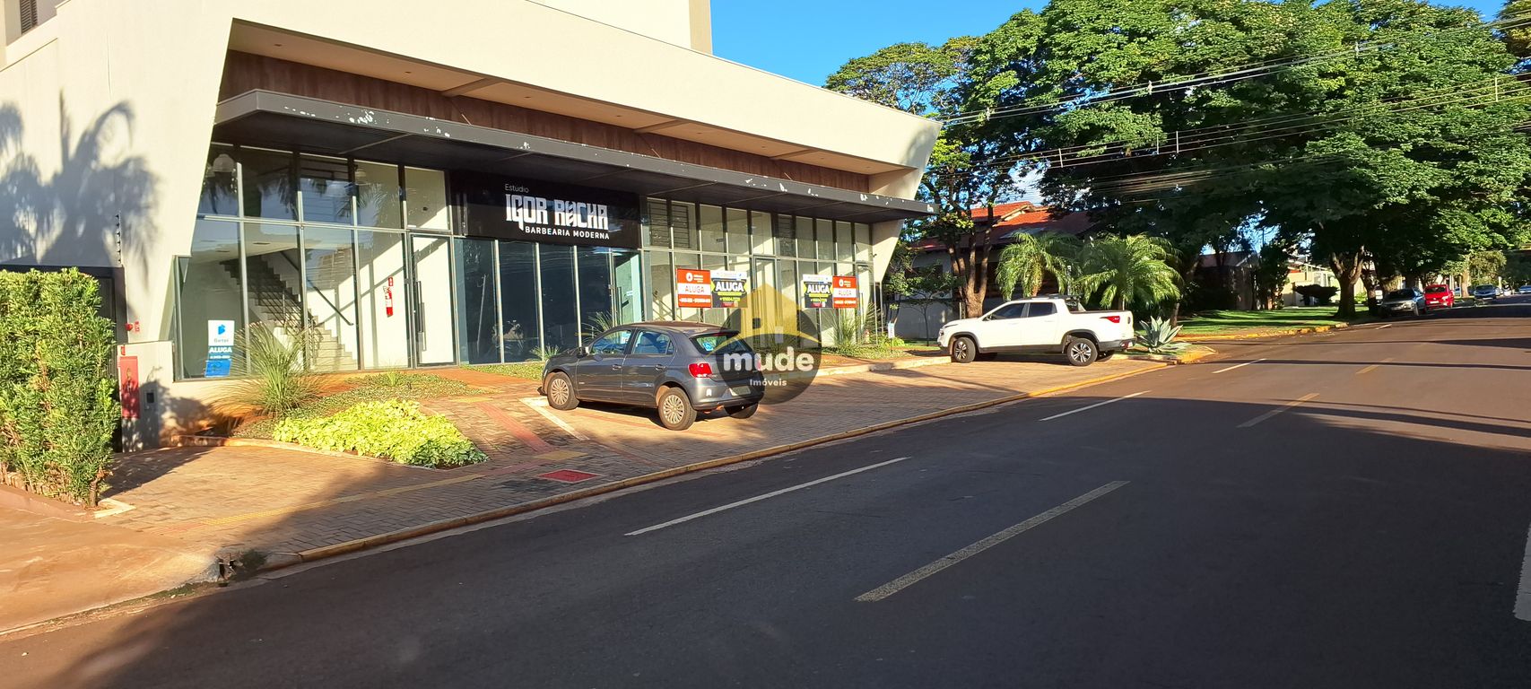 Sala comercial exclusiva, estilo loft  em Dourados Ms. — Vila Santana