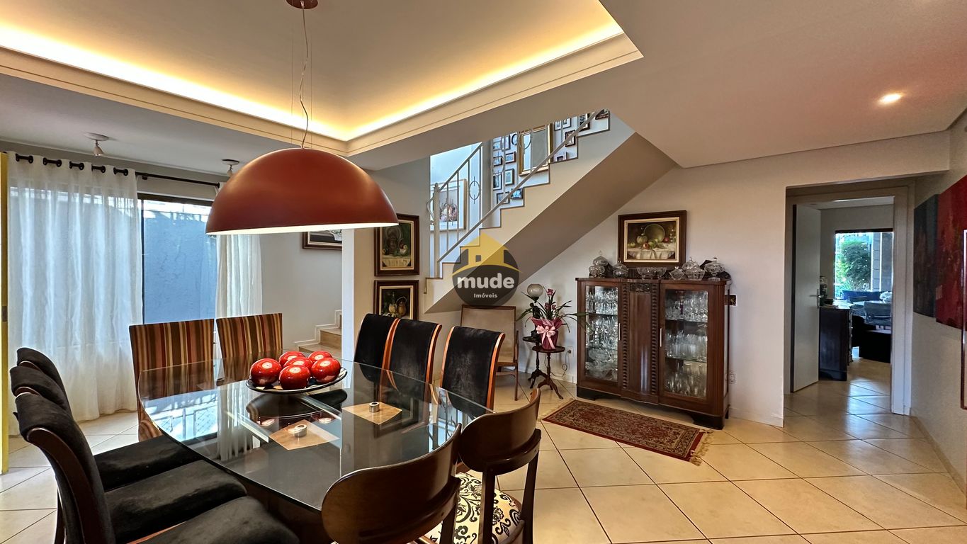 🪵✨ Viva o Charme Atemporal no Jardim Itaipu com Estilo e Conforto! 🏡💎 — foto 5