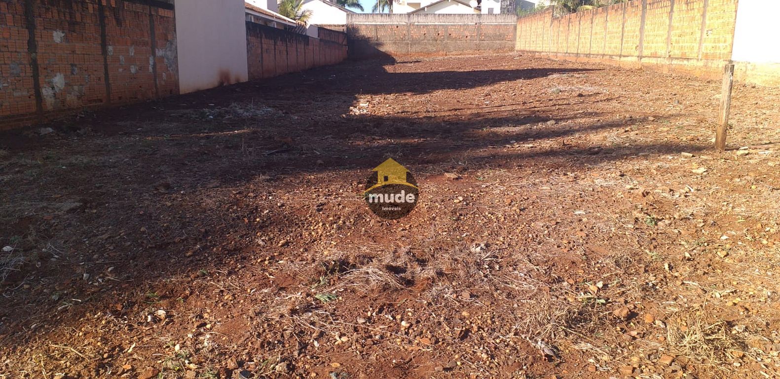 Terreno em Jardim Aline — Jardim Aline