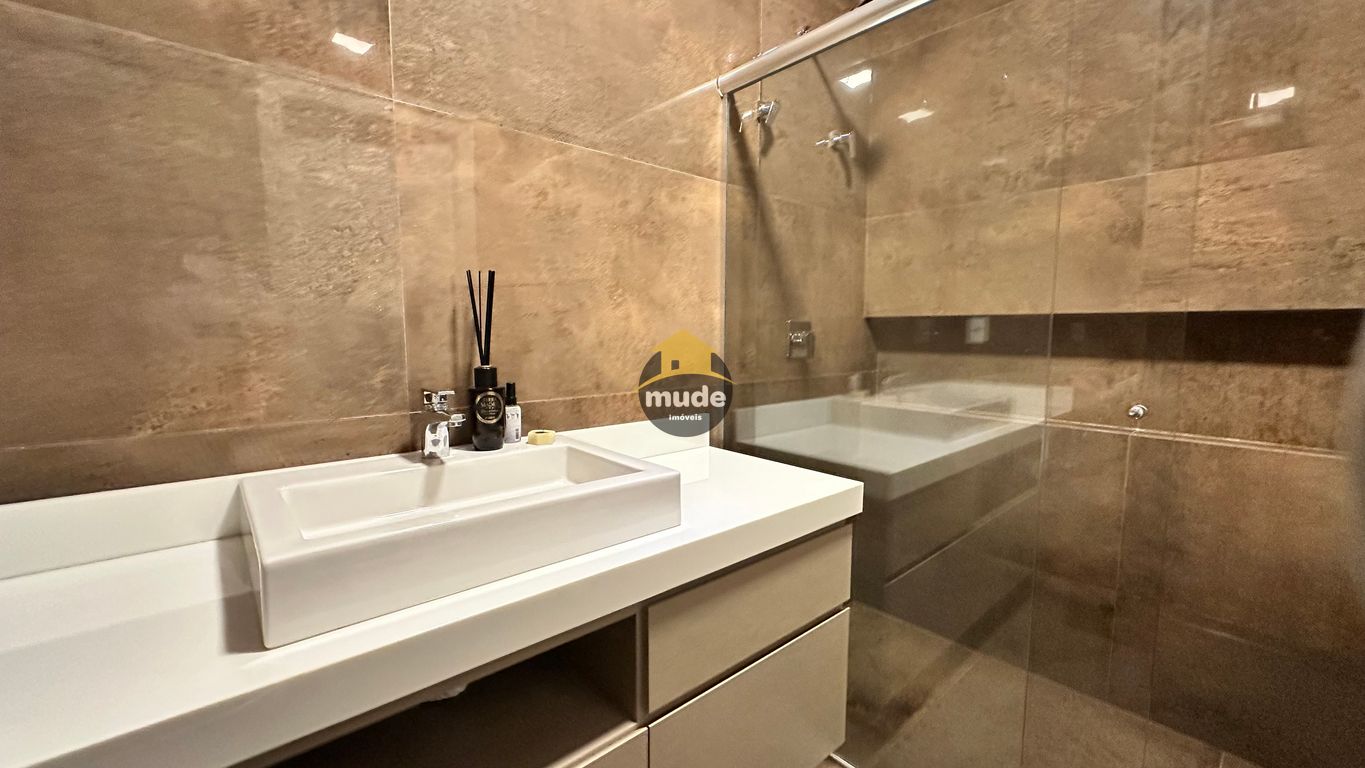 Casa com 3 quartos em Ecoville — foto 4